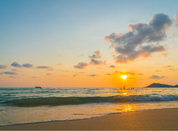 Beach walks & sunset views
